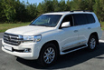 Toyota Land Cruiser 200 (белый)