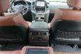 Toyota Land Cruiser 200 (белый)