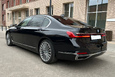 BMW 7 (черный)