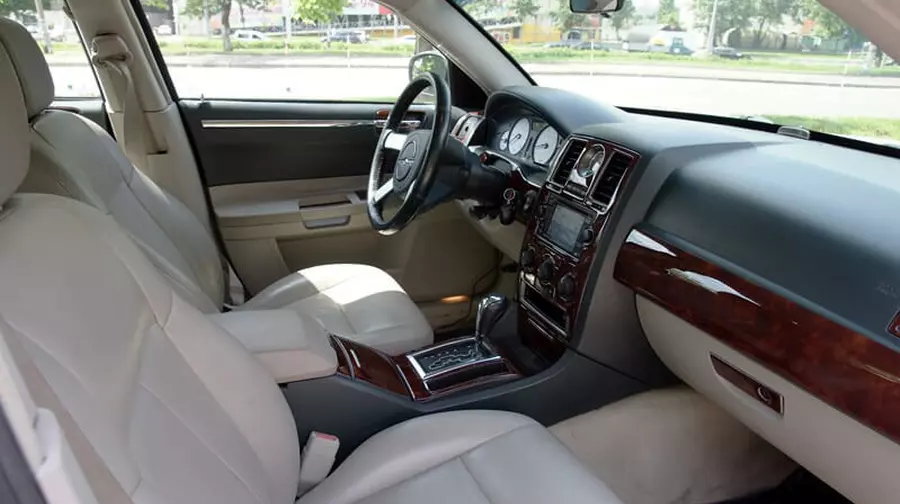 Chrysler 300c RR style