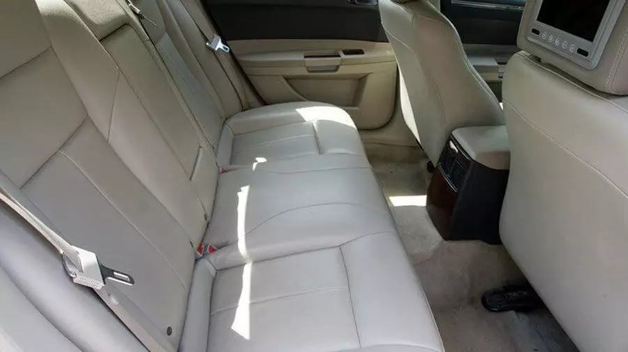 Chrysler 300c RR style