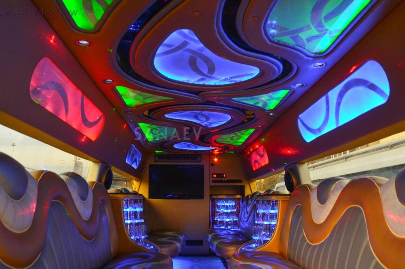 Лимузин Hummer H2 (золотой)