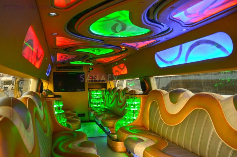 Лимузин Hummer H2 (золотой)