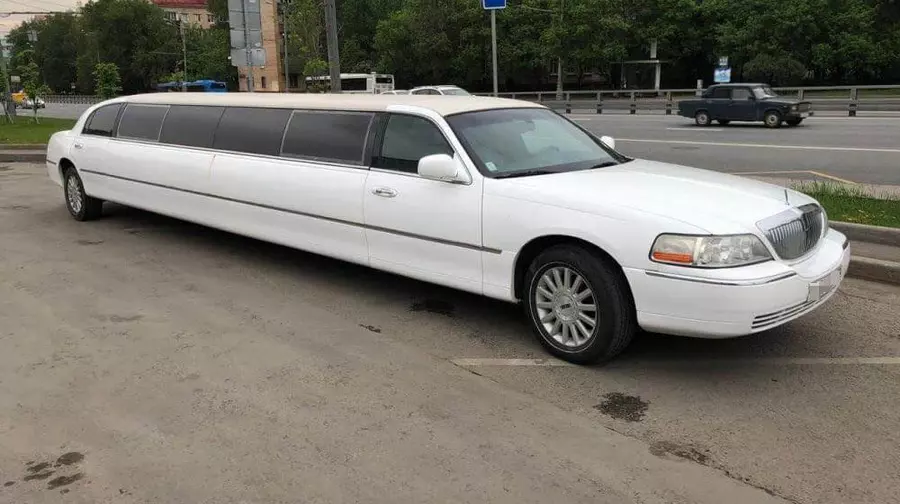 Lincoln Town Car