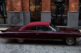 Cadillac De-Ville (черри)